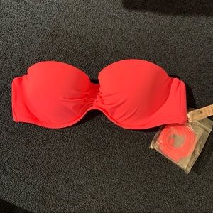Victoria’s Secret bikini top